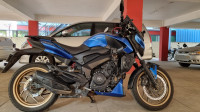 Blue Bajaj Dominar 400