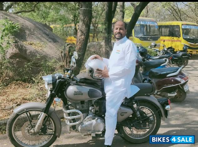 Gun Metal Grey Royal Enfield Classic 350