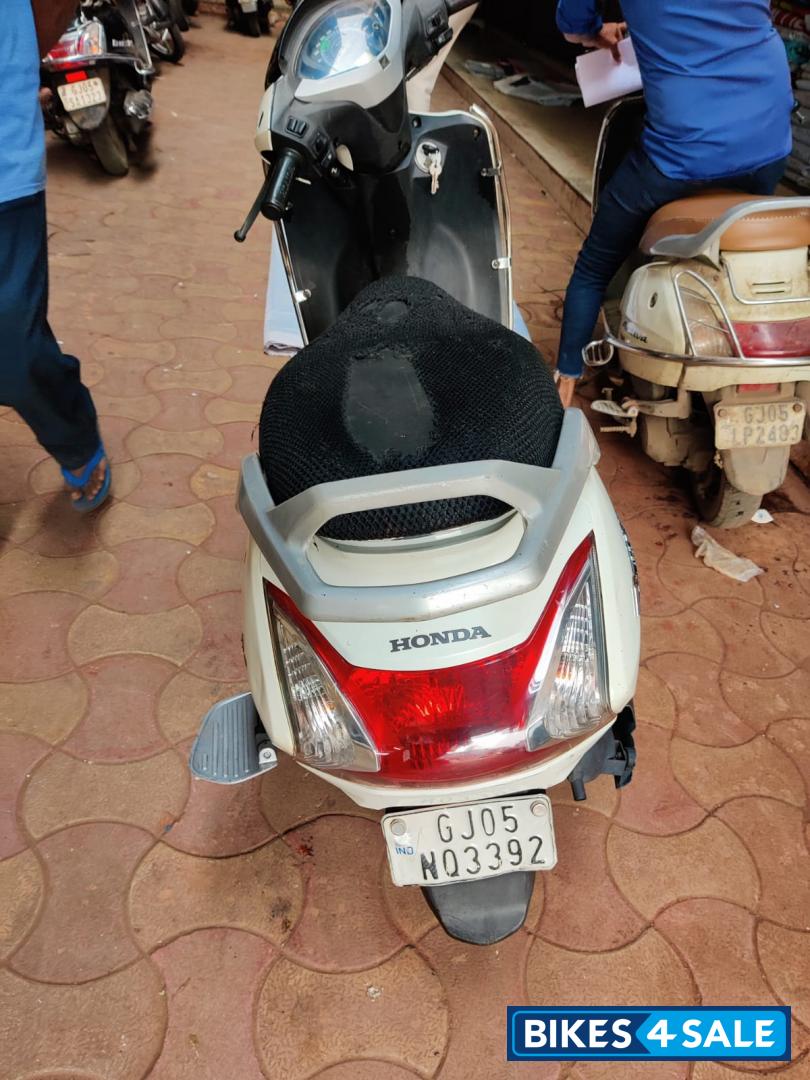 White Honda Activa 125