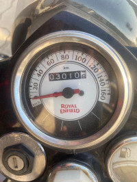 Silver Royal Enfield Classic 350