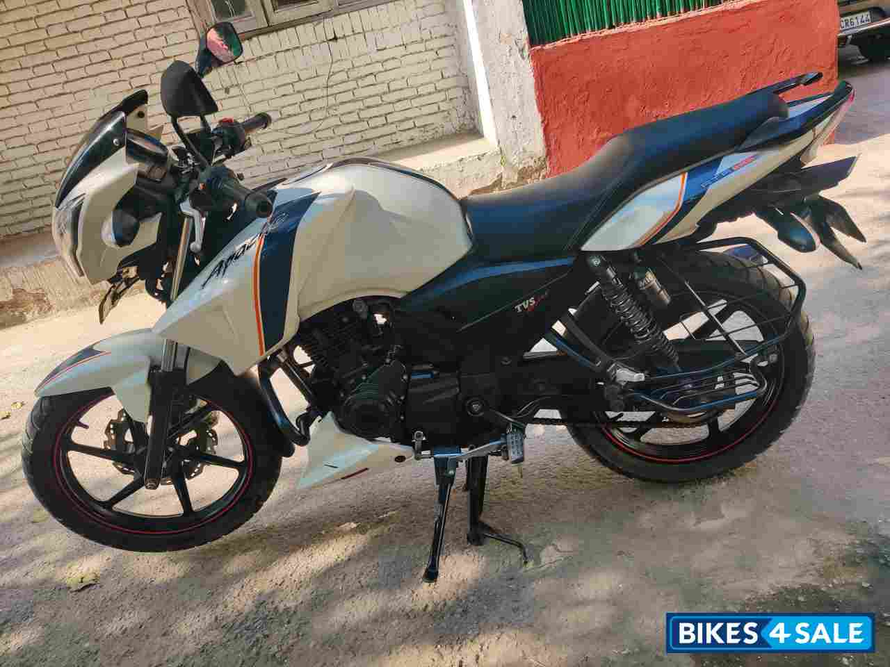 TVS Apache RTR 160