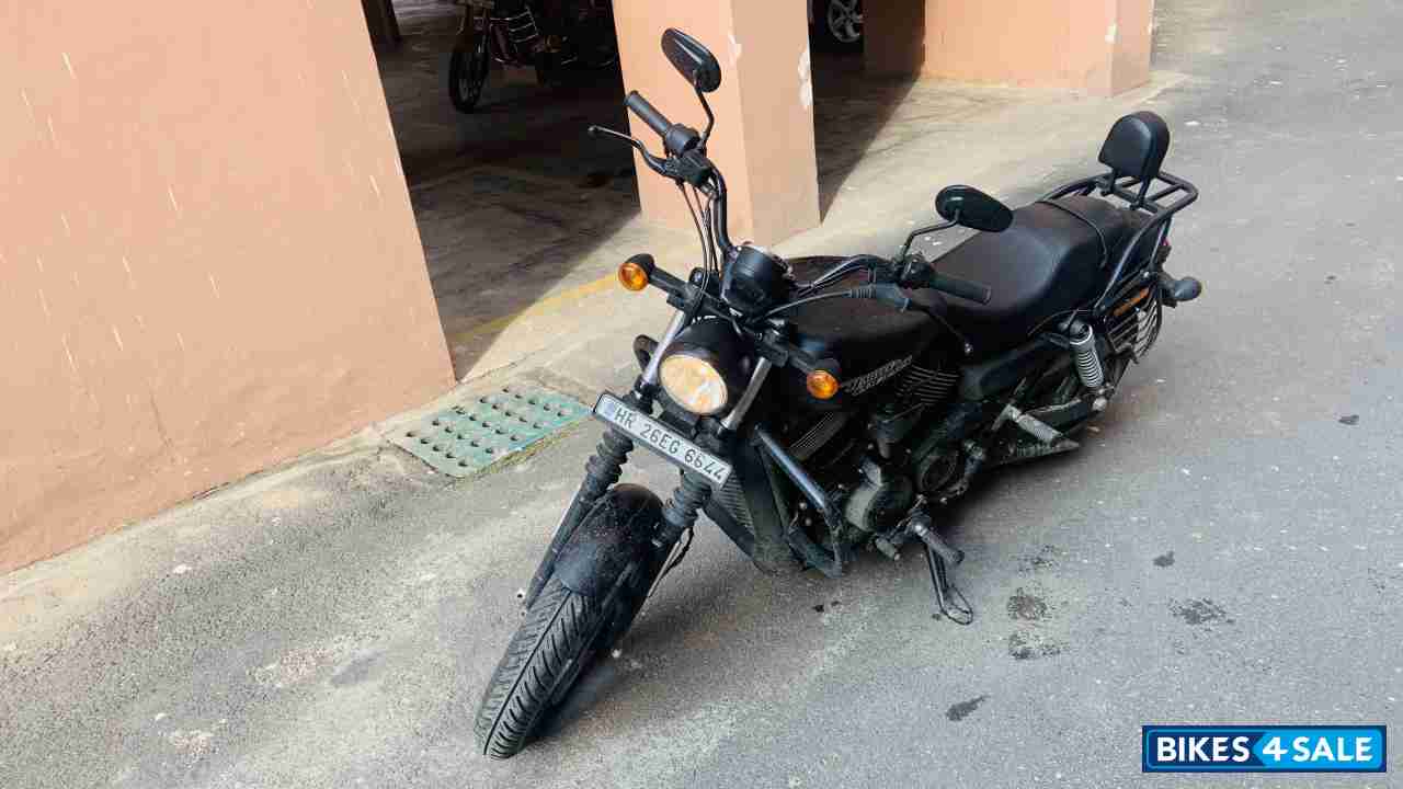 Matt Black Harley Davidson Street 750