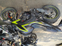 Green🟢 Honda CB Hornet 160R ABS