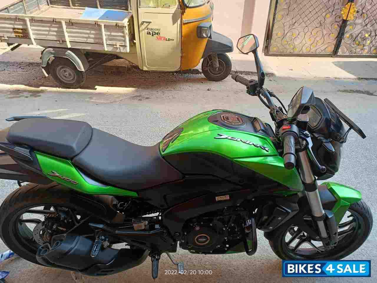 Savanna Green Bajaj Dominar 400 Disc