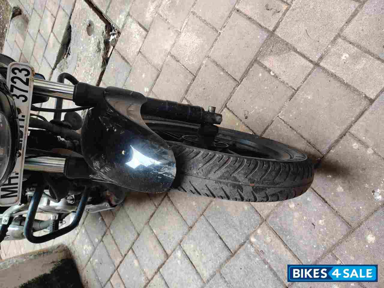 Black Bajaj Pulsar 180 DTSi