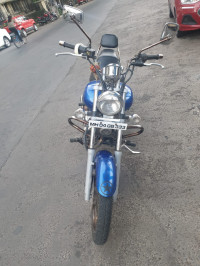 Bajaj Avenger 220 DTS-i