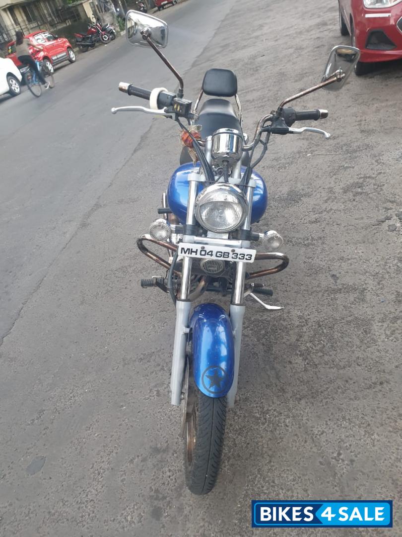 Bajaj Avenger 220 DTS-i