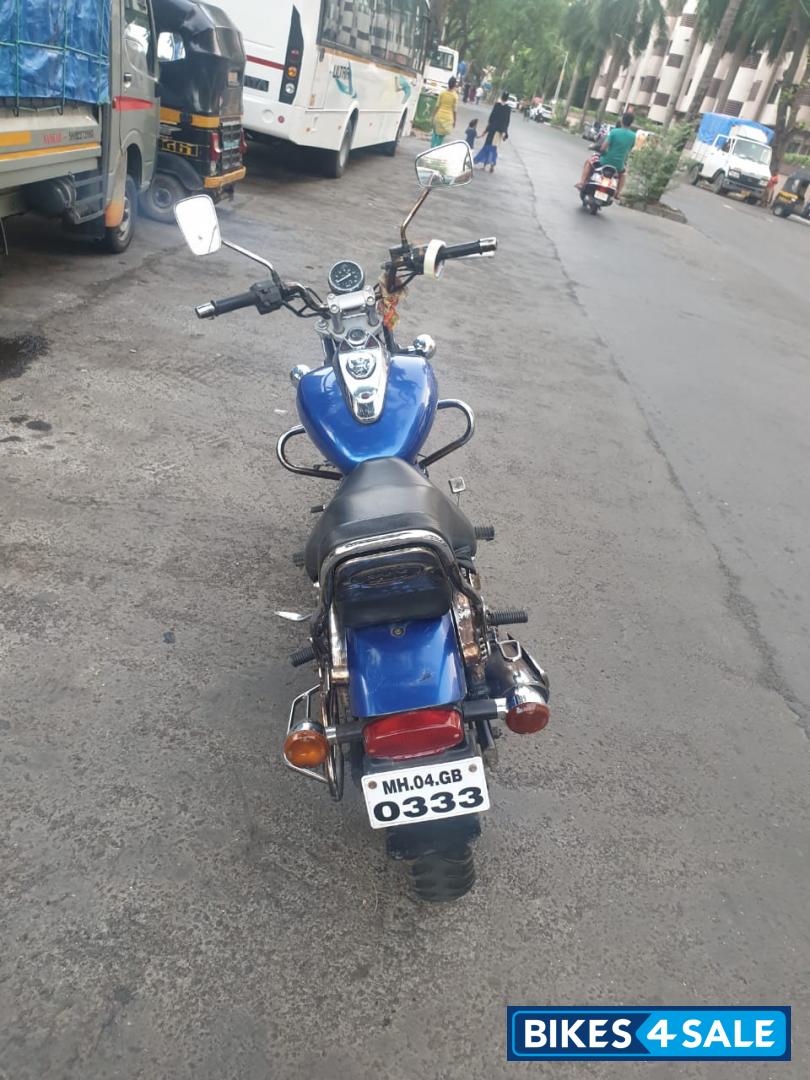 Bajaj Avenger 220 DTS-i