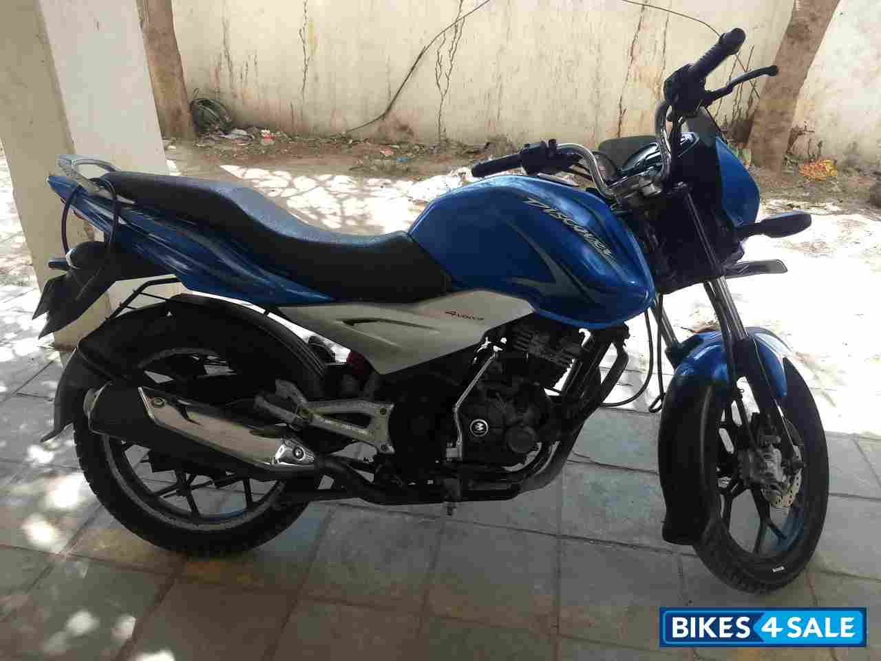 Brillient Bajaj Discover 125 ST