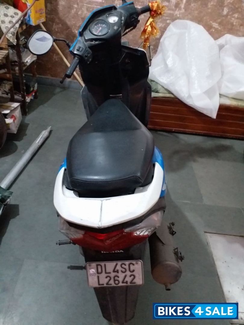 Blue - White Honda Dio