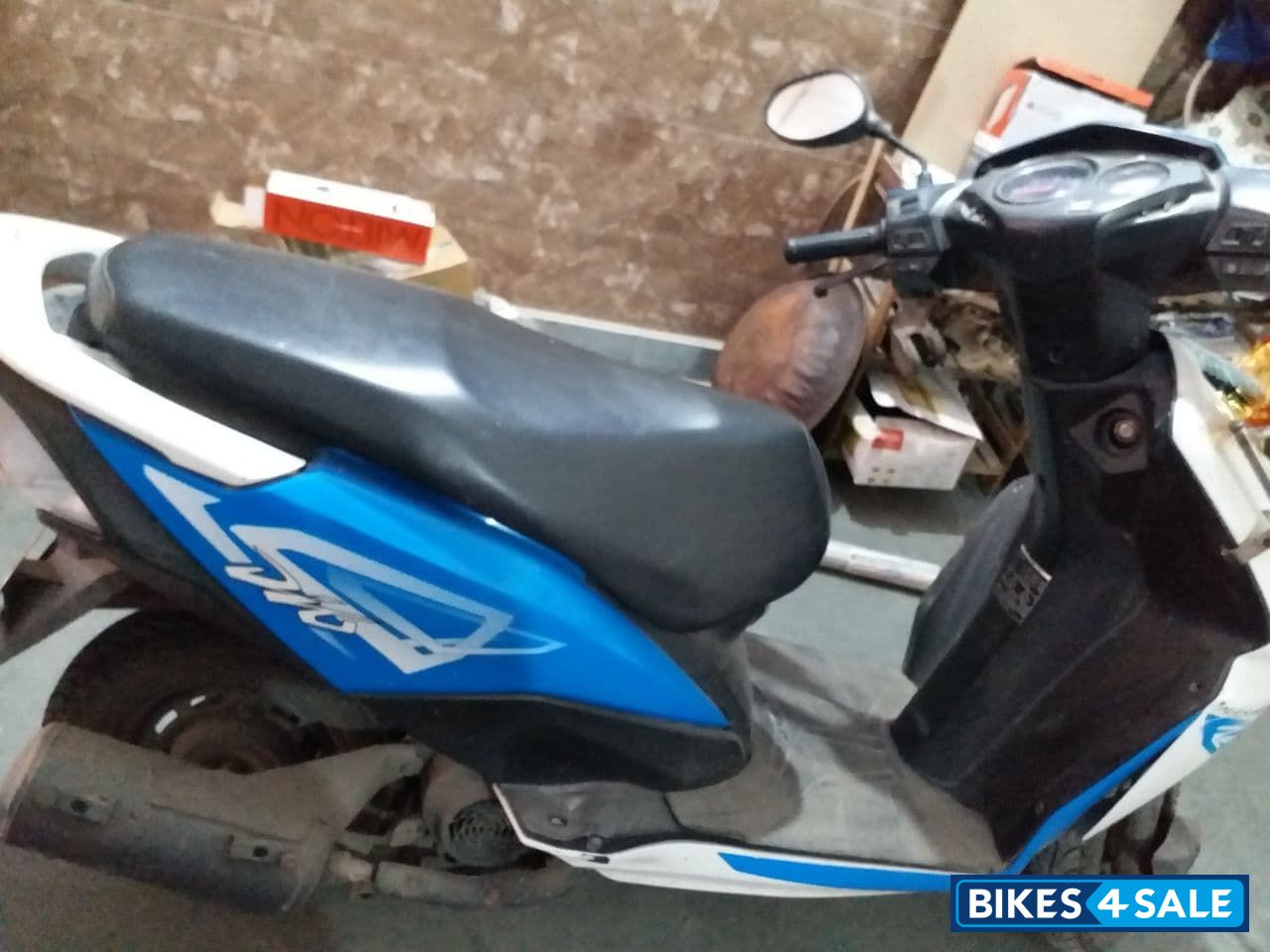 Blue - White Honda Dio