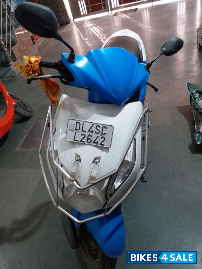 Blue - White Honda Dio