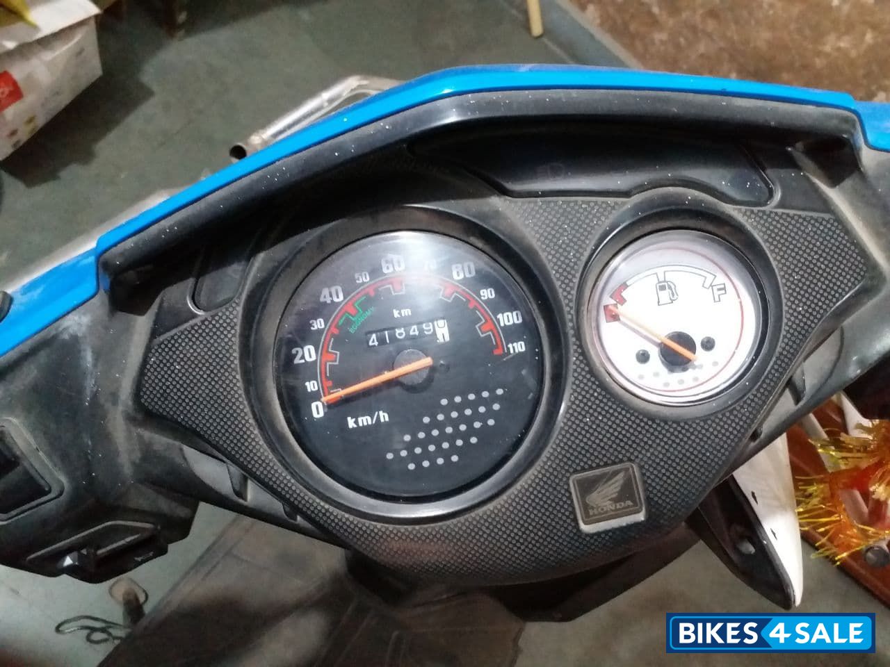 Blue - White Honda Dio