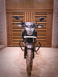 Black Honda CB Hornet 160R