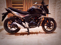 Black Honda CB Hornet 160R