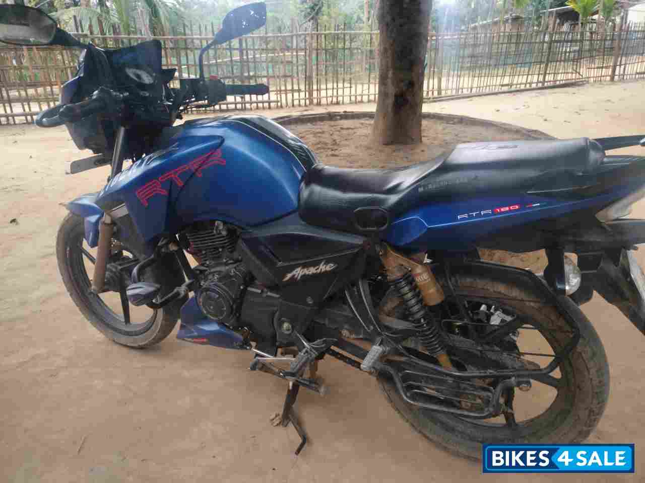 TVS Apache RTR 180 ABS