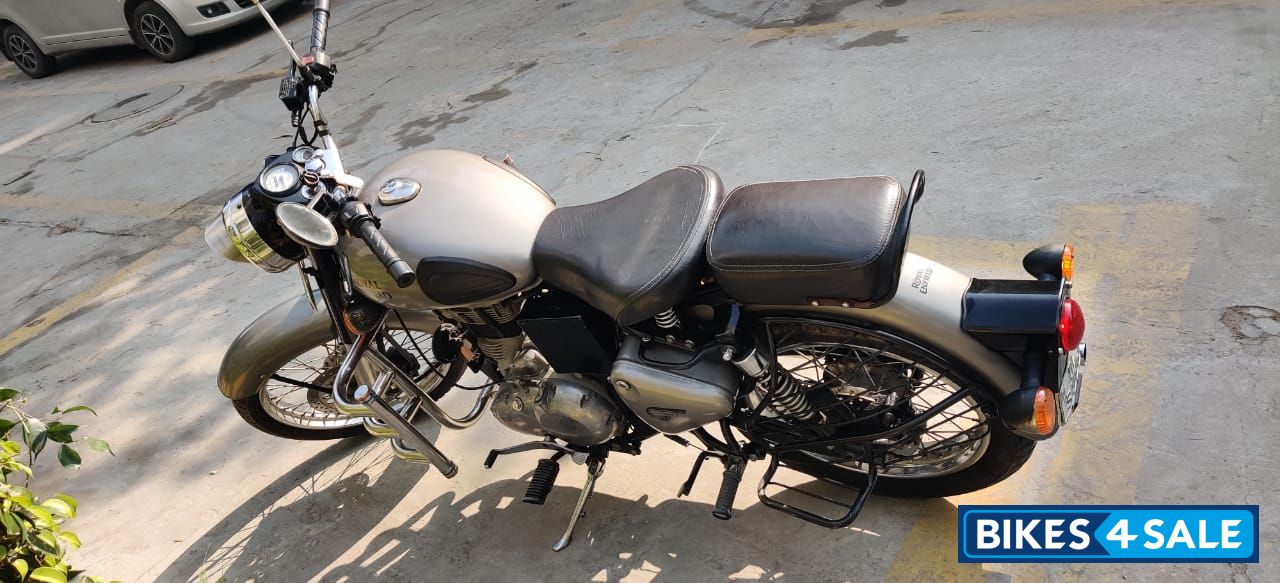 Gun Metal Grey Royal Enfield Classic Gunmetal Grey