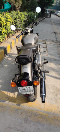 Gun Metal Grey Royal Enfield Classic Gunmetal Grey