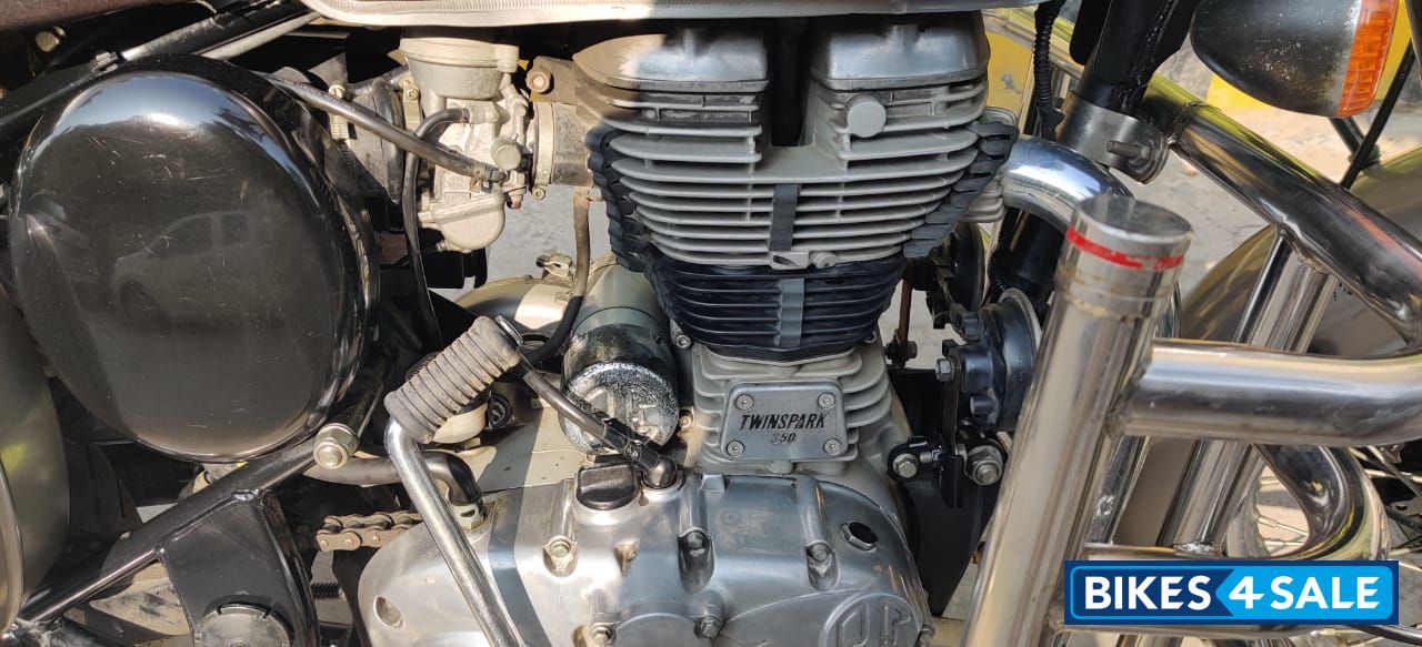 Gun Metal Grey Royal Enfield Classic Gunmetal Grey