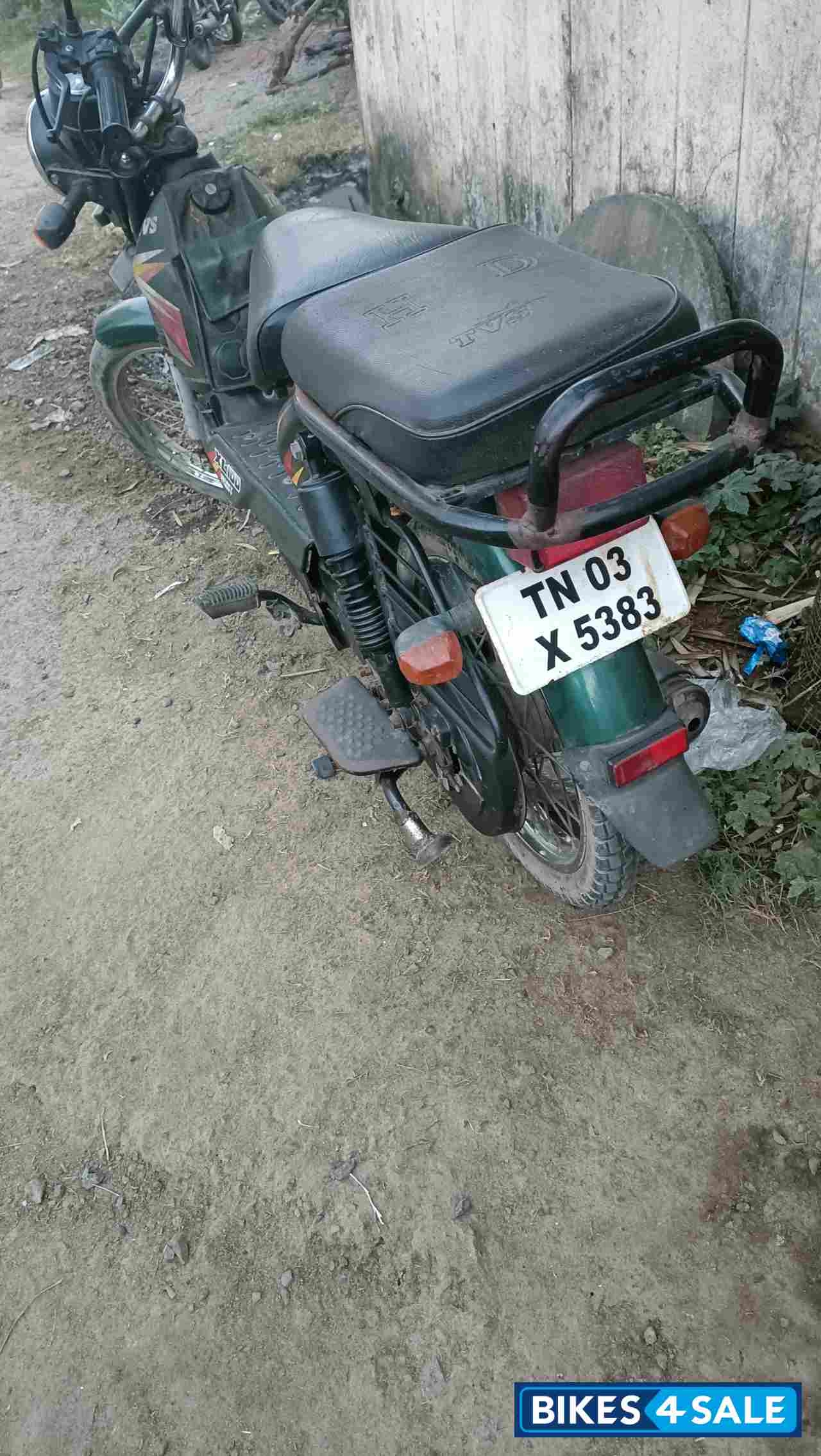 Green TVS XL 100 Heavy Duty