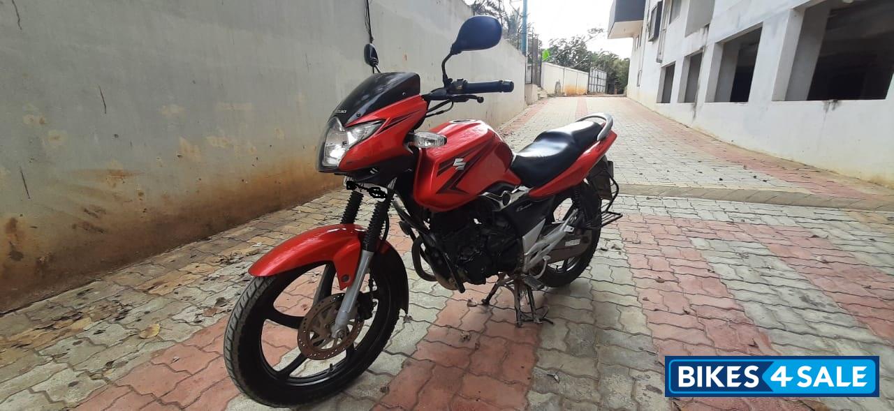 Suzuki GS 150R