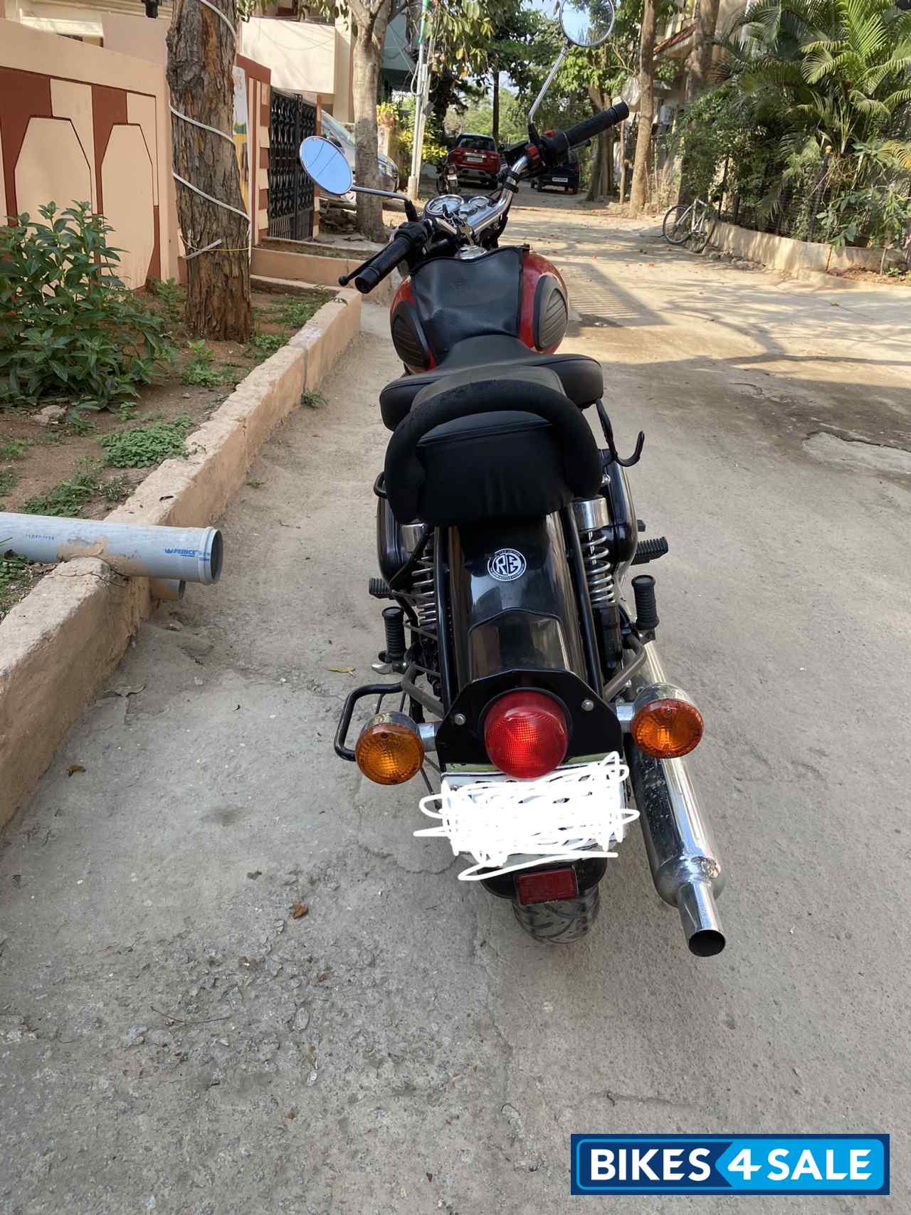 Royal Enfield Classic 350 Redditch Red