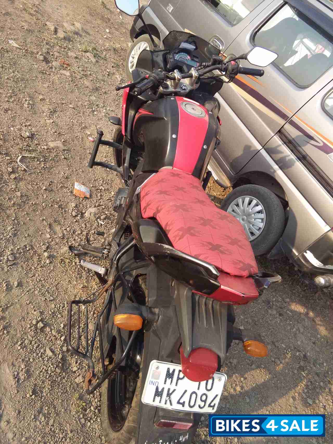 Red Black Yamaha Fazer