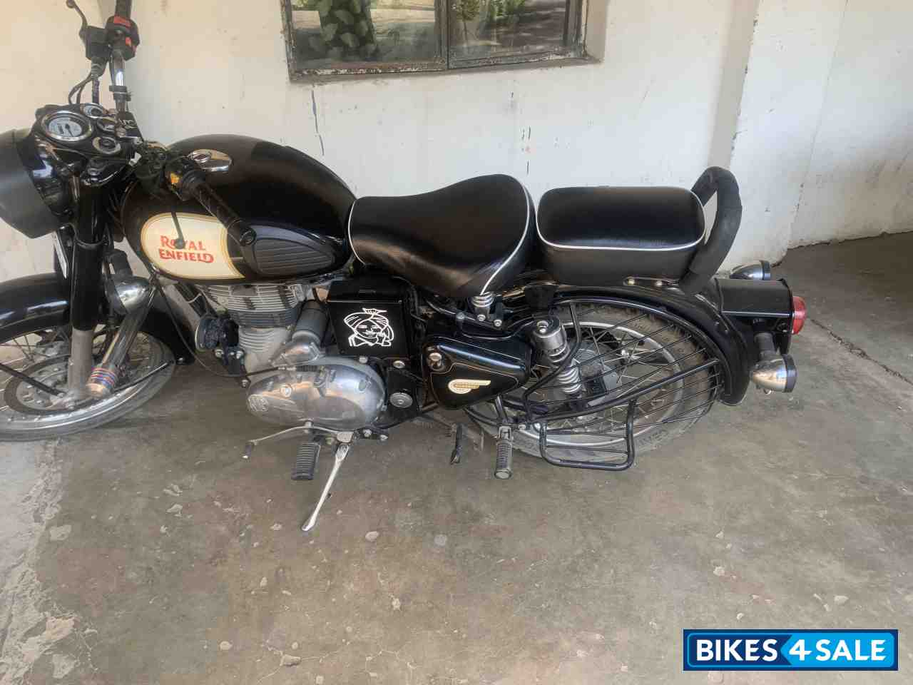 Royal Enfield Classic 350 Royal Enfield Classic 350