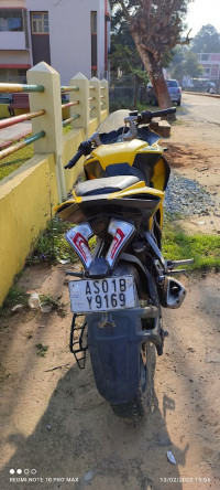 Bajaj Pulsar RS 200 ABS
