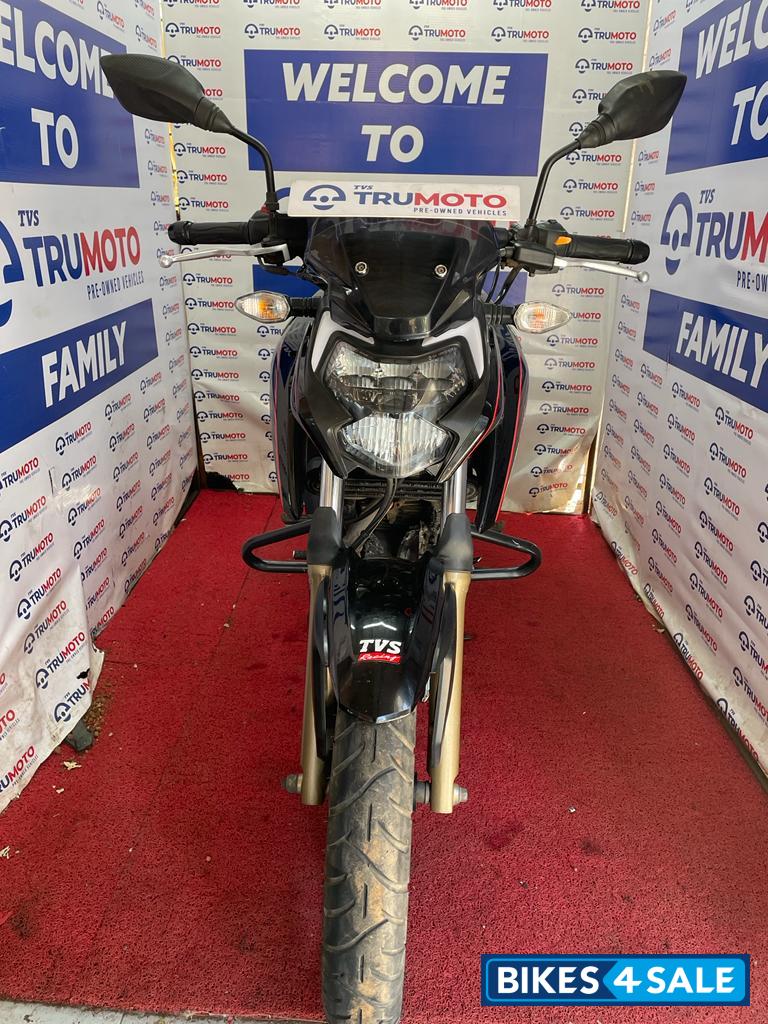 Black TVS Apache RTR 200 4V 2020
