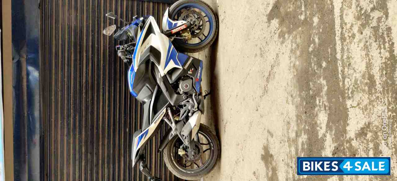 Racing Blue Bajaj Pulsar RS 200 ABS