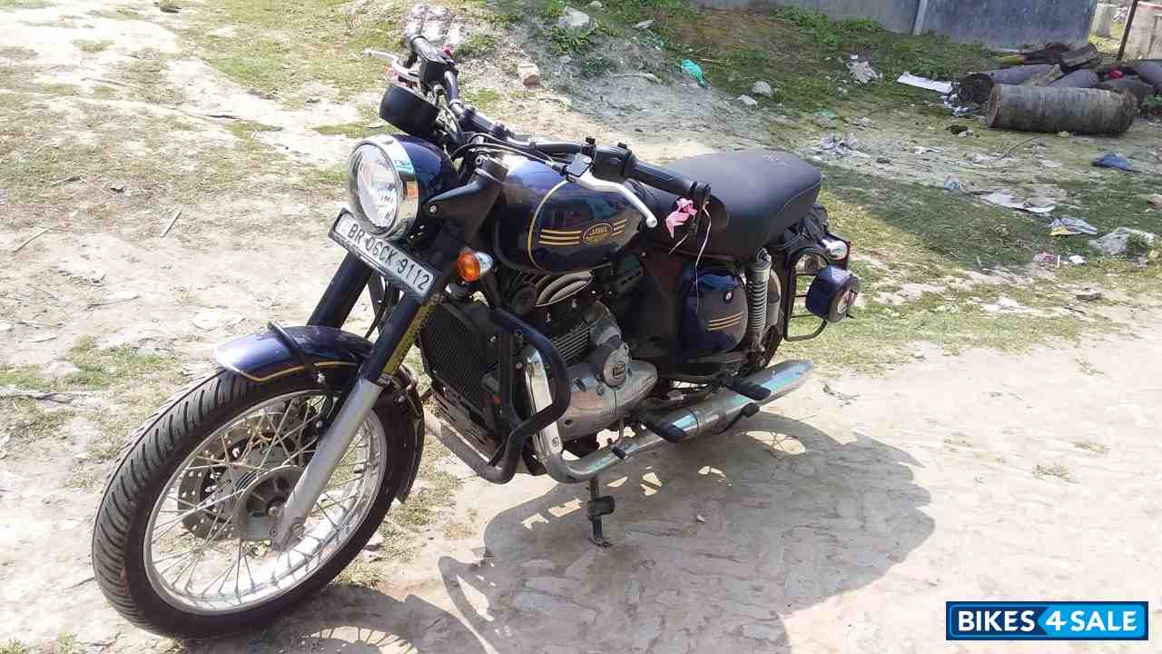Jawa forty two BS6