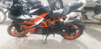 Red And Black KTM RC 200