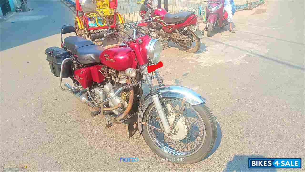 Red Royal Enfield Bullet Standard 350