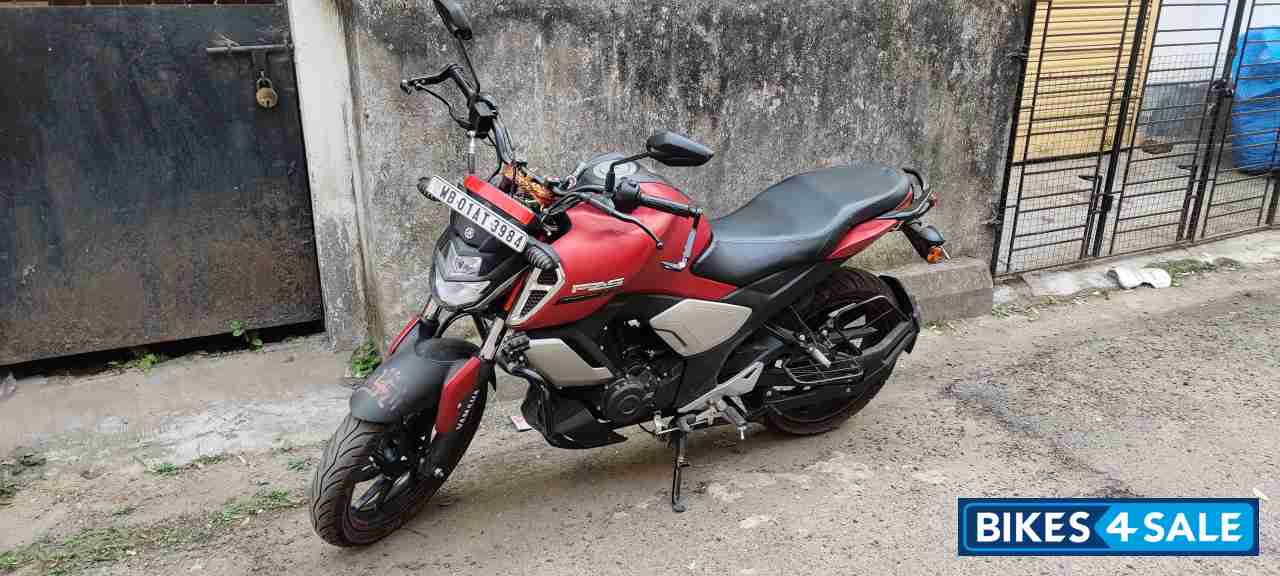 Red Metalic Yamaha FZ-S FI V3 BS6