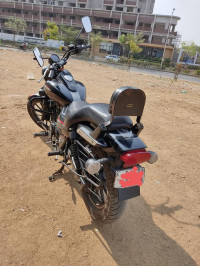 Black Mate Bajaj Avenger Street 220