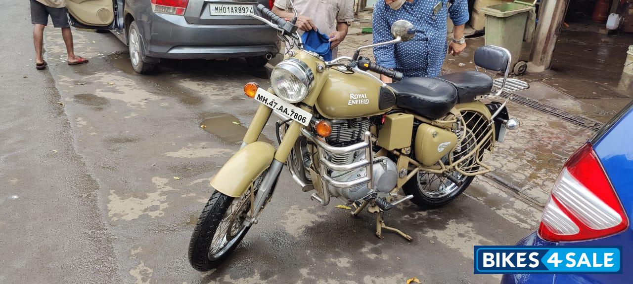 Desert Storm Khaki Royal Enfield Classic Desert Storm