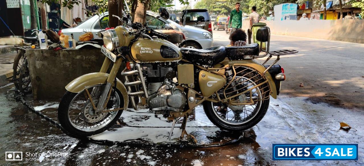 Desert Storm Khaki Royal Enfield Classic Desert Storm