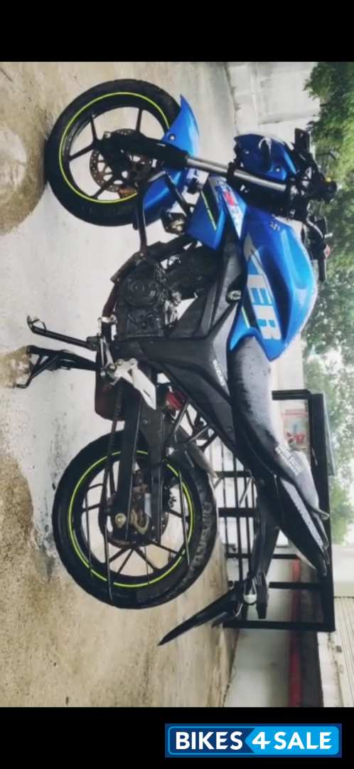 Suzuki Gixxer SF Suzuki Gixxer SF