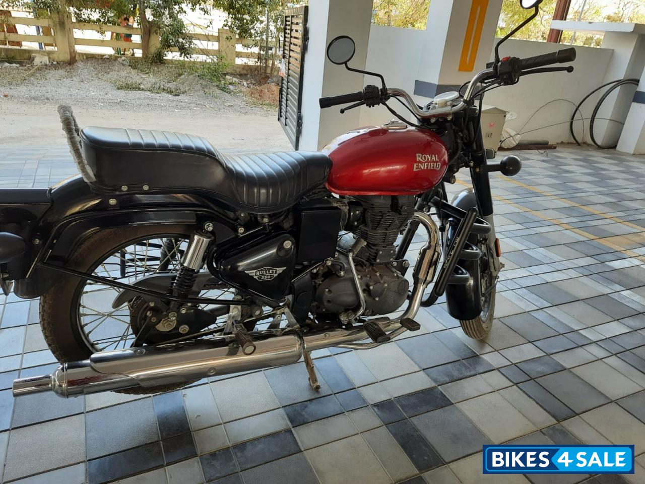 Royal Enfield Bullet 350