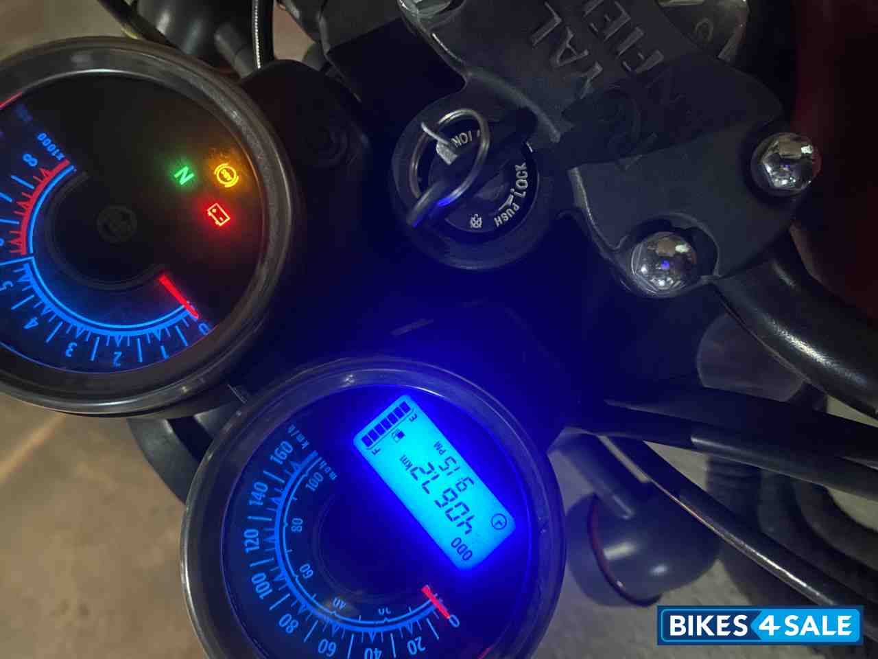 Red/black Royal Enfield Thunderbird X 350