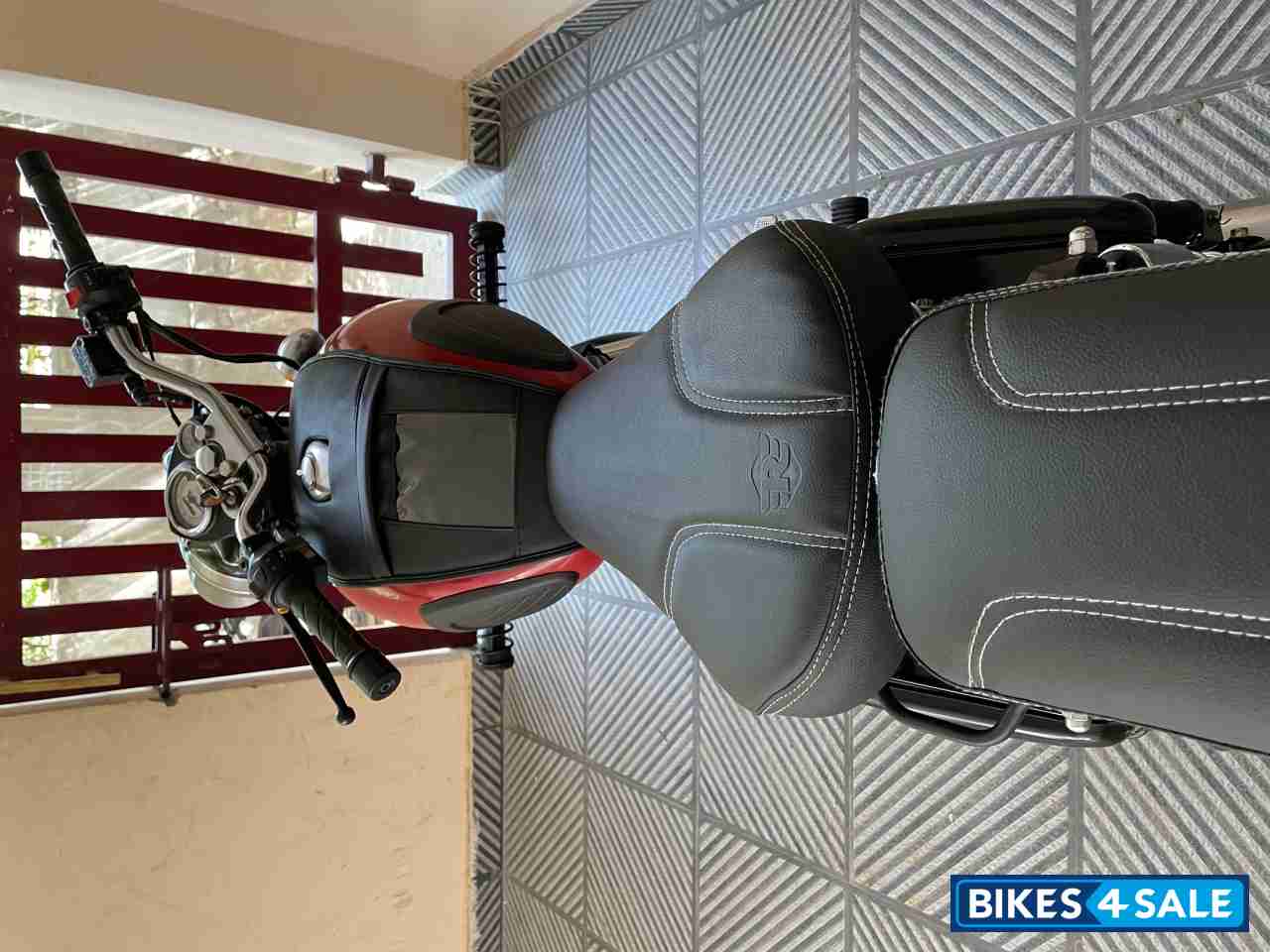 Royal Enfield Classic 350 Redditch Red