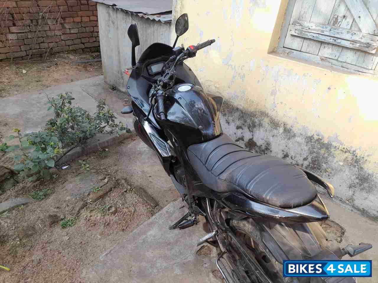 Suzuki Gixxer SF