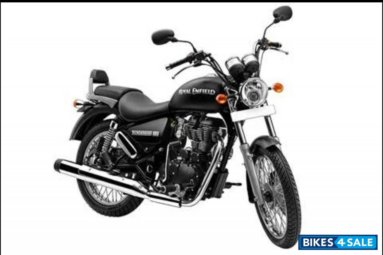 Black Royal Enfield Thunderbird 350