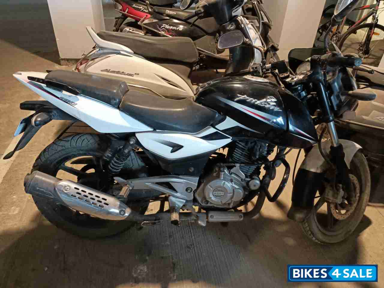 Bajaj Pulsar 180