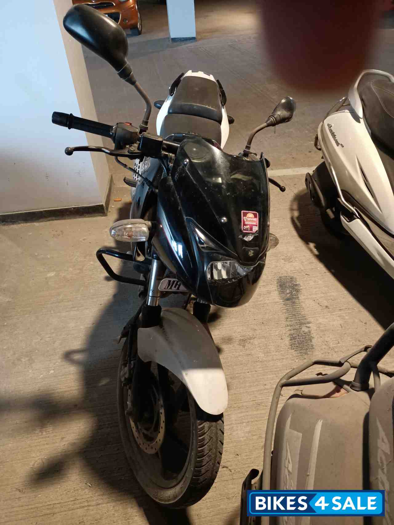 Bajaj Pulsar 180