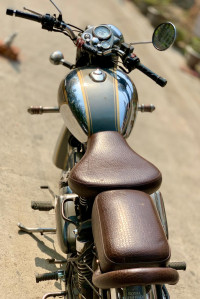 Royal Enfield Bullet 500