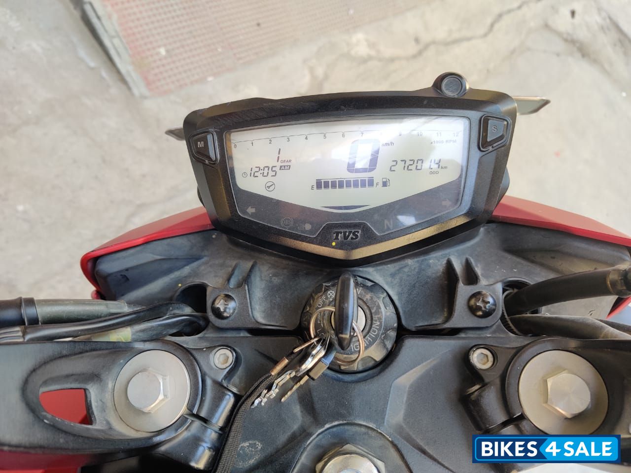 TVS Apache RTR 200 4V Race Edition 2.0