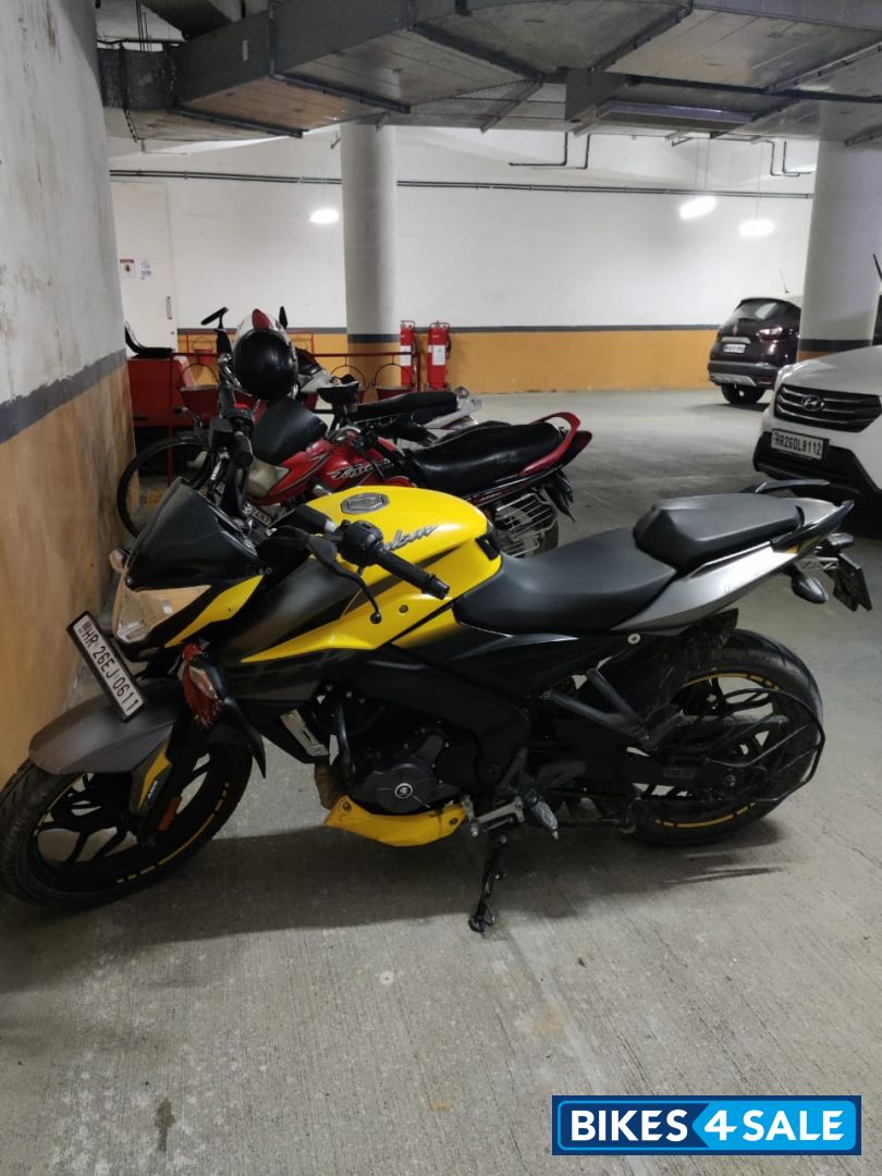 Bajaj Pulsar NS 200 BS6