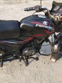 Black Bajaj Discover DTSi 150